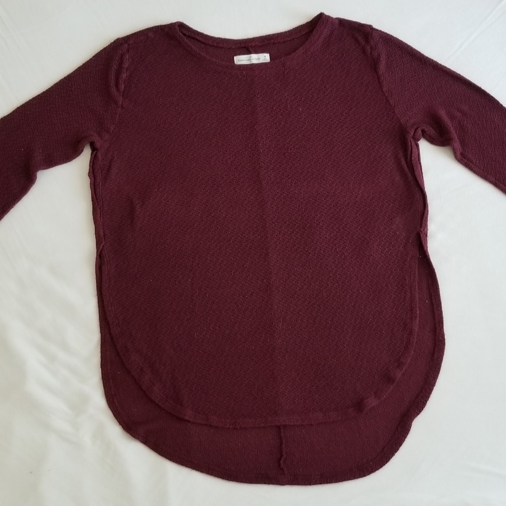 Abercrombie & Fitch knit long sleeve red blouse